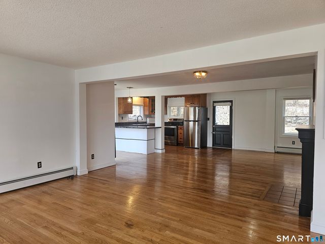 932 Saybrook Road, Middletown, CT 06457