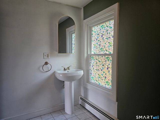 932 Saybrook Road, Middletown, CT 06457