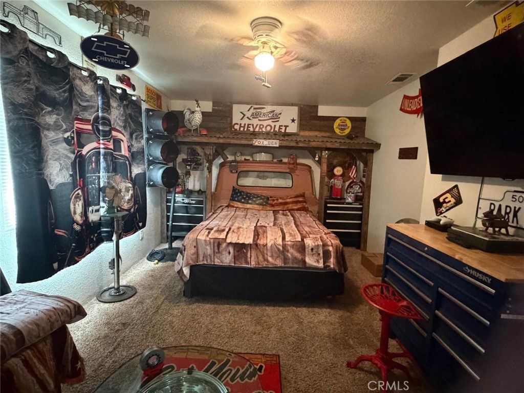 Image 12 of property listing at 5109 Center, Modesto, CA 95357