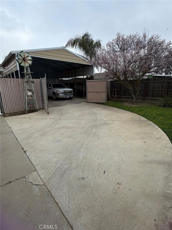 Image 19 of property listing at 5109 Center, Modesto, CA 95357