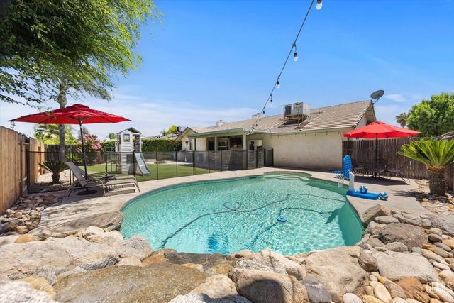 11016 Martingale Drive, Bakersfield, CA 93312