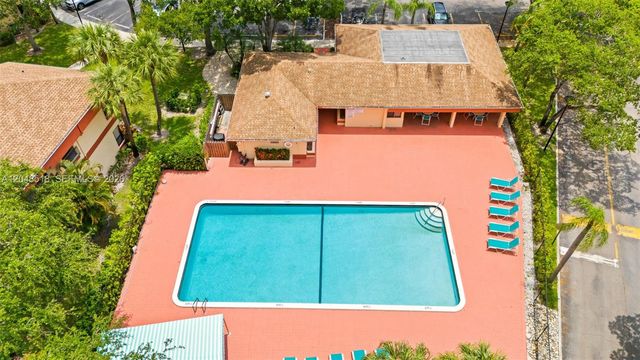 4105 S Carambola Circle S 2106, Coconut Creek, FL 33066