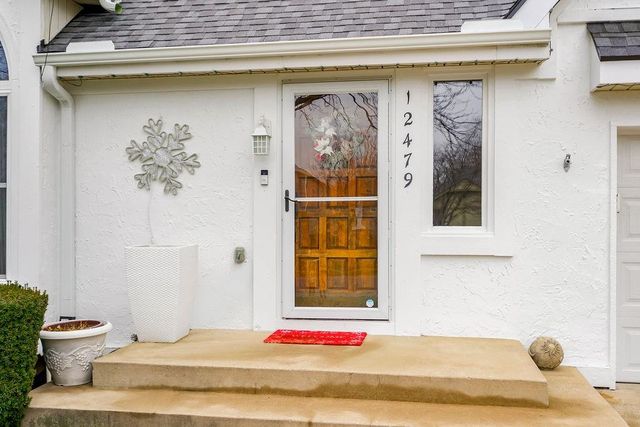 12479 S Twilight Lane, Olathe, KS 66062