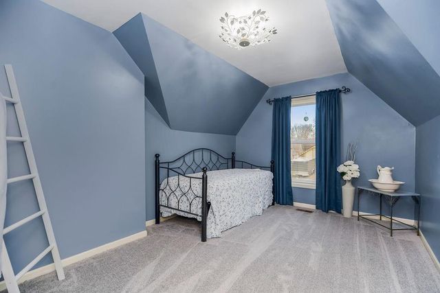 12479 S Twilight Lane, Olathe, KS 66062