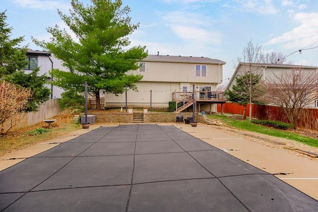 12479 S Twilight Lane, Olathe, KS 66062