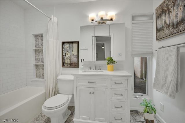 4550 Silver Peak Street, Las Vegas, NV 89103