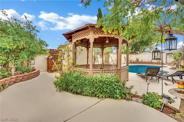 4550 Silver Peak Street, Las Vegas, NV 89103