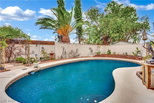4550 Silver Peak Street, Las Vegas, NV 89103