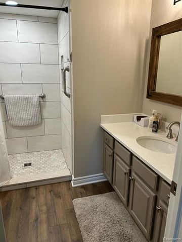 29280 Red Maple Drive 105, New Baltimore, MI 48051