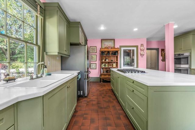 307 N Alexander Ave, Washington, GA 30673