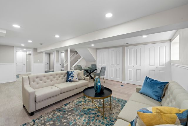 7917 S Christiana Avenue, Chicago, IL 60652