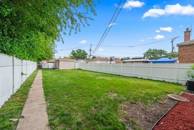 7917 S Christiana Avenue, Chicago, IL 60652