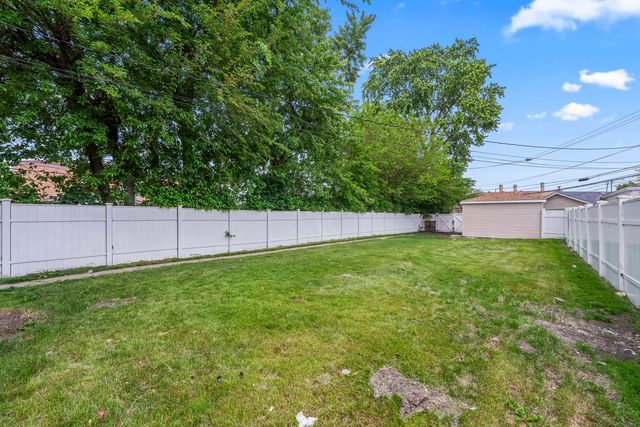 7917 S Christiana Avenue, Chicago, IL 60652
