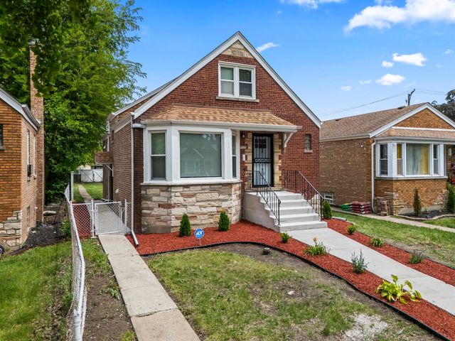 7917 S Christiana Avenue, Chicago, IL 60652