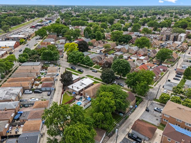 7917 S Christiana Avenue, Chicago, IL 60652