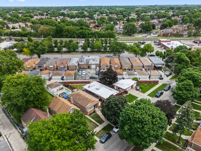 7917 S Christiana Avenue, Chicago, IL 60652