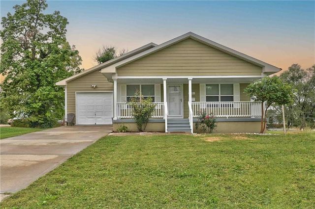 815 Troup Avenue, Kansas City, KS 66101