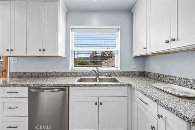 3338 Paraiso Way, La Crescenta, CA 91214