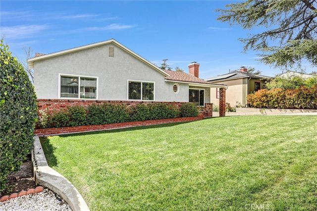 3338 Paraiso Way, La Crescenta, CA 91214