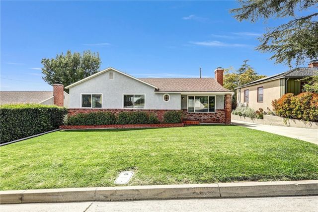 3338 Paraiso Way, La Crescenta, CA 91214