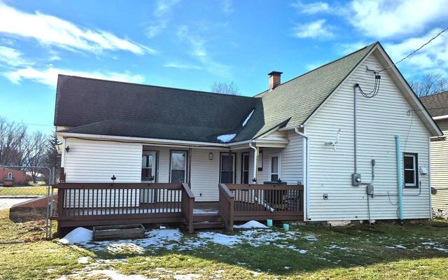 106 Main Street, Gays Mills, WI 54631