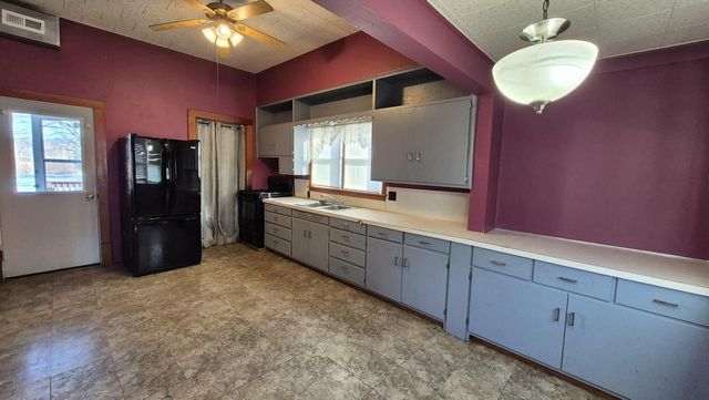 106 Main Street, Gays Mills, WI 54631