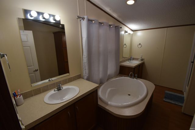 4236 N Maple Street, Richland, IN 47634