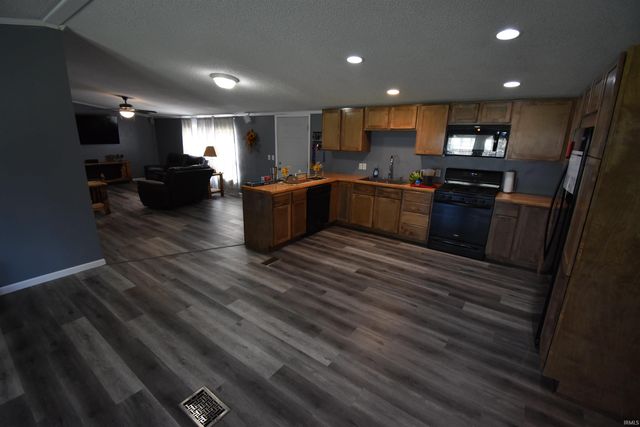 4236 N Maple Street, Richland, IN 47634