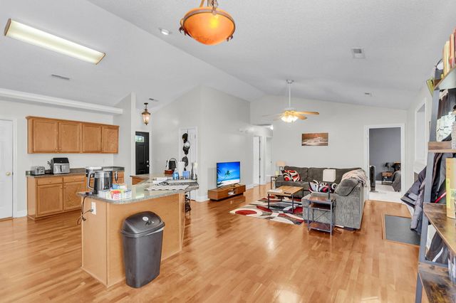 137 Paddock Way, Summerville, SC 29486