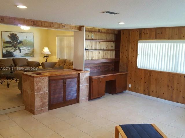 2359 N Wallen Drive, Palm Beach Gardens, FL 33410