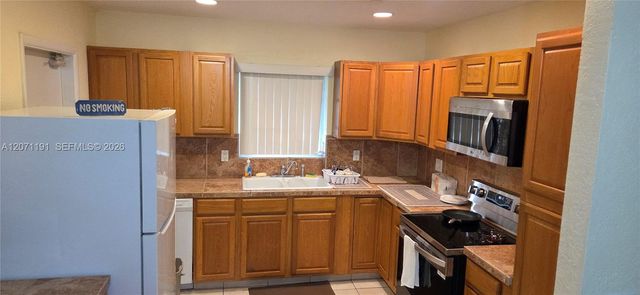 2359 N Wallen Drive, Palm Beach Gardens, FL 33410