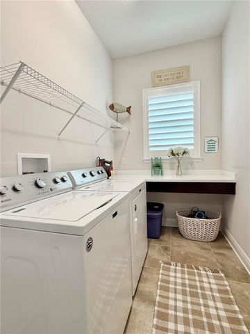 6008 SPARROWHEAD WAY, Lithia, FL 33547