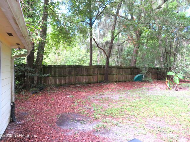8979 ROSE HILL Drive N, Jacksonville, FL 32221