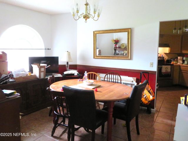 8979 ROSE HILL Drive N, Jacksonville, FL 32221