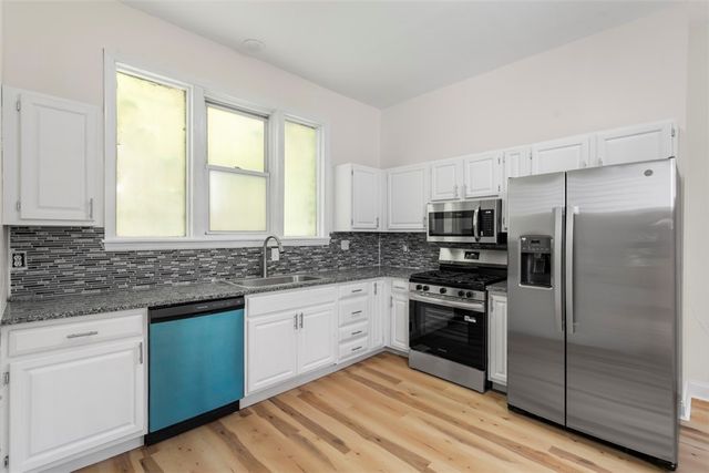 2116 Perrysville Avenue, Perry Hilltop, PA 15214