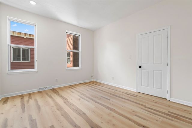 2116 Perrysville Avenue, Perry Hilltop, PA 15214