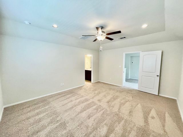 111 Living Reef DR, San Marcos, TX 78666