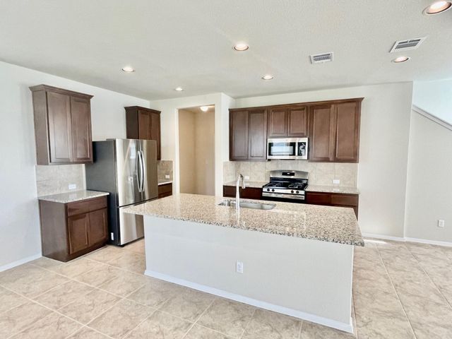 111 Living Reef DR, San Marcos, TX 78666