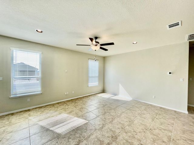 111 Living Reef DR, San Marcos, TX 78666