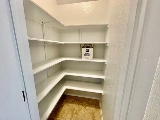 111 Living Reef DR, San Marcos, TX 78666