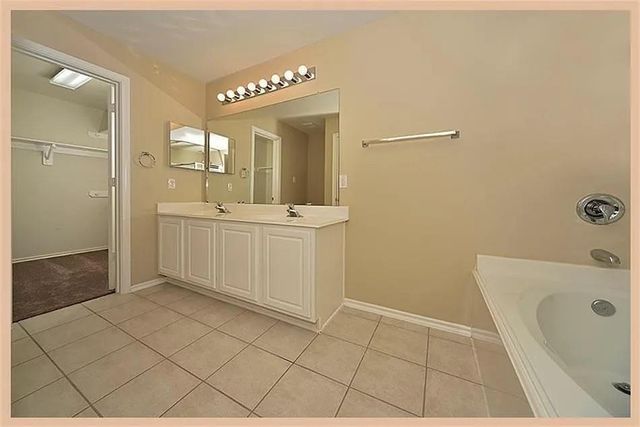 43 Blue Creek Place, Spring, TX 77382