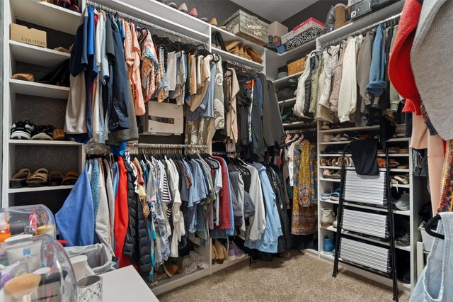 4212 Fairmeadow DR, Round Rock, TX 78665