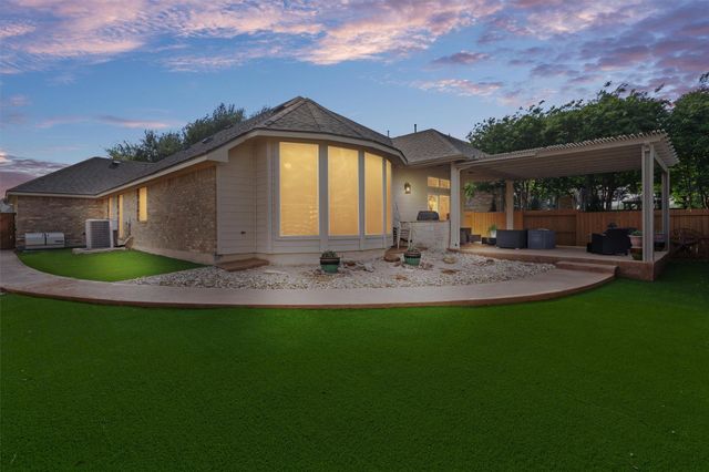 4212 Fairmeadow DR, Round Rock, TX 78665