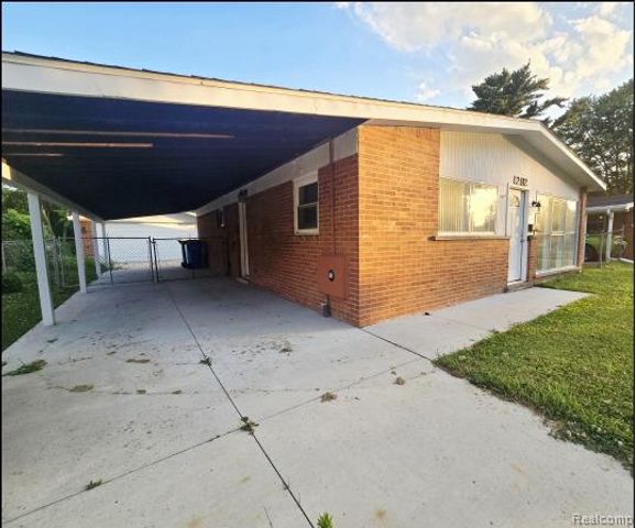 1292 Moulin Avenue, Madison Heights, MI 48071