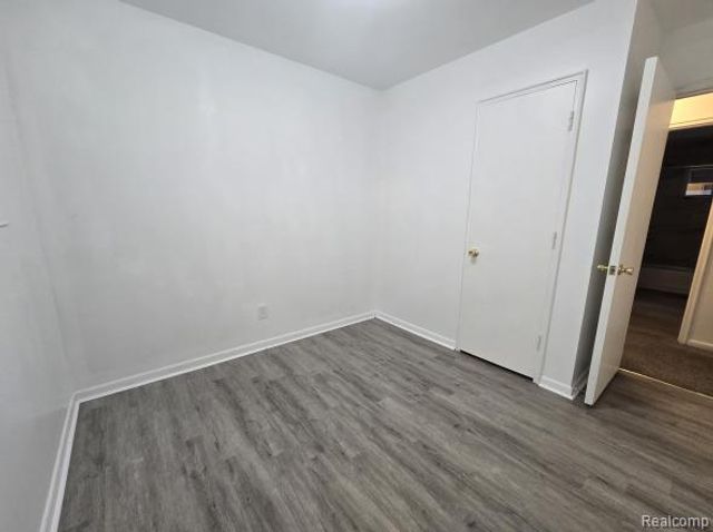 1292 Moulin Avenue, Madison Heights, MI 48071