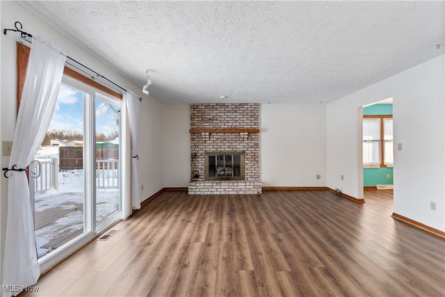 4415 Royce Avenue, Uniontown, OH 44685