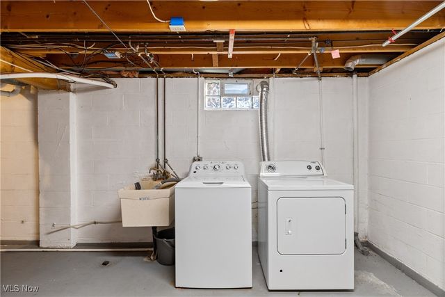 4415 Royce Avenue, Uniontown, OH 44685