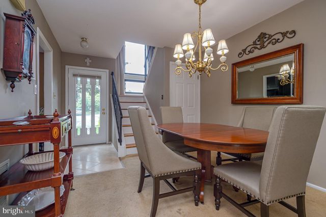 20 KELLY CT, Hamilton, NJ 08690