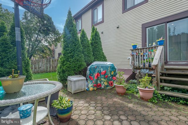 20 KELLY CT, Hamilton, NJ 08690