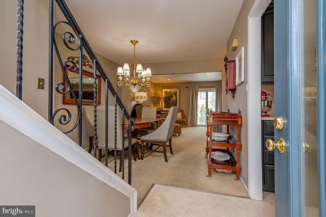 20 KELLY CT, Hamilton, NJ 08690